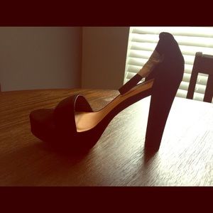 Black velvet high sandals